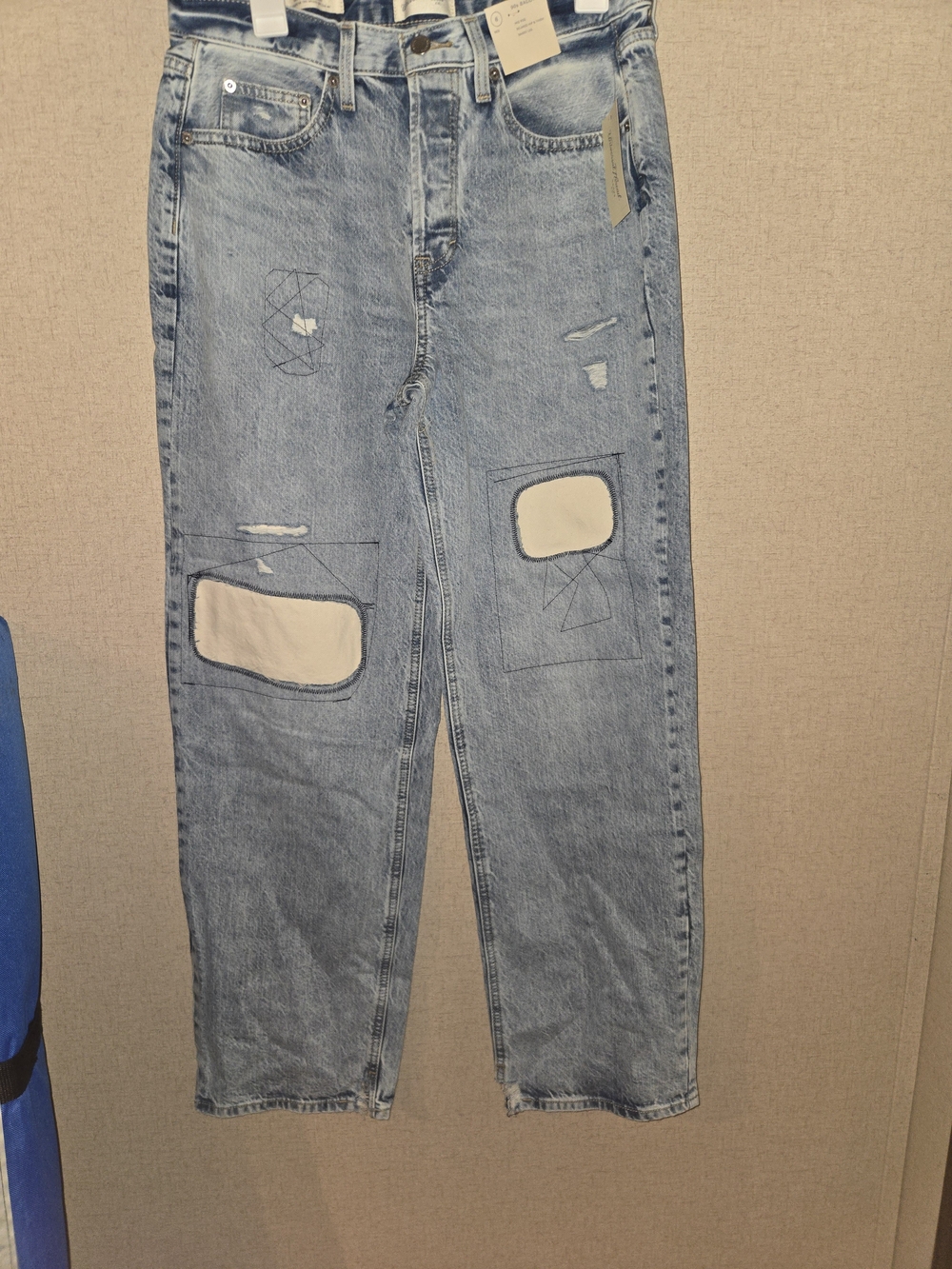 Light Blue Distressed Women's Jeans with Patch Detail 6 Regular